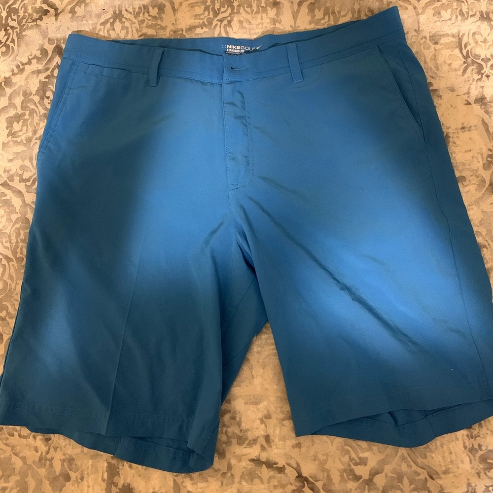 Nike golf shorts